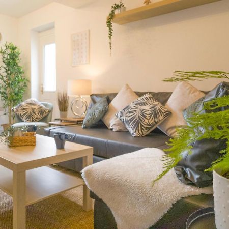Principality Suites - Two Bed Apartment By Property Promise Cardiff Bagian luar foto