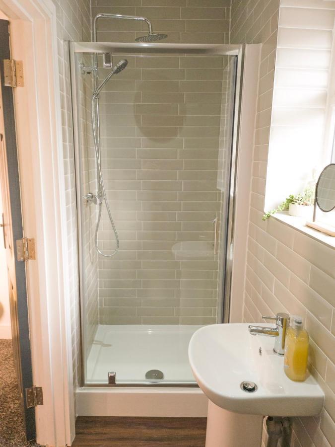 Principality Suites - Two Bed Apartment By Property Promise Cardiff Bagian luar foto