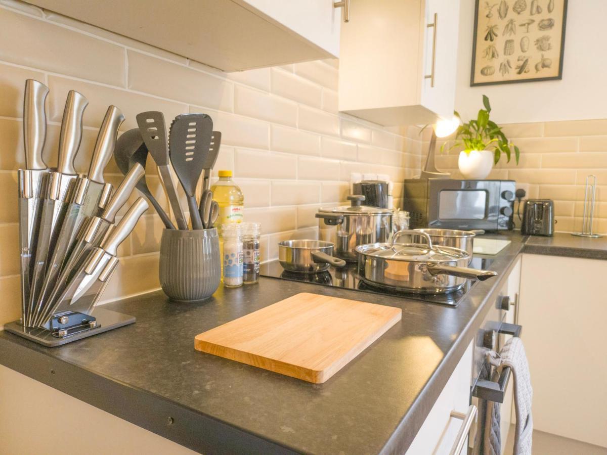 Principality Suites - Two Bed Apartment By Property Promise Cardiff Bagian luar foto