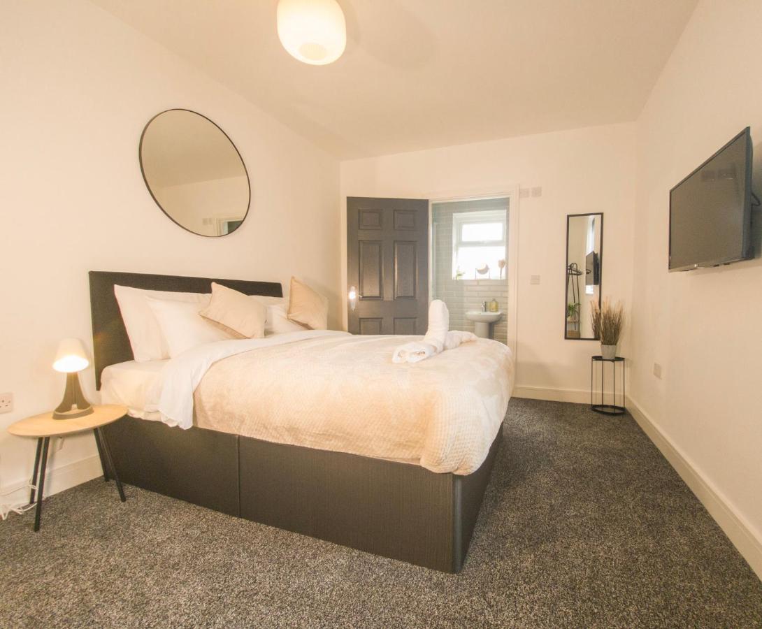 Principality Suites - Two Bed Apartment By Property Promise Cardiff Bagian luar foto