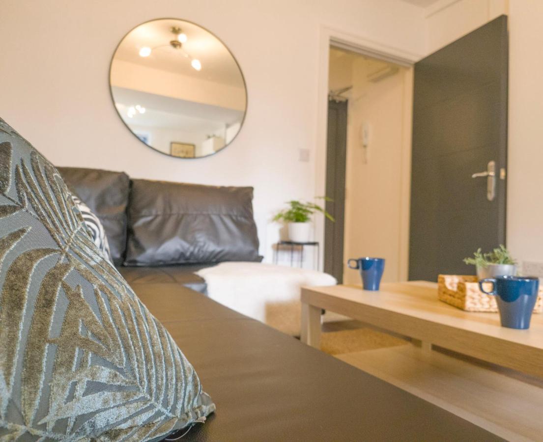 Principality Suites - Two Bed Apartment By Property Promise Cardiff Bagian luar foto